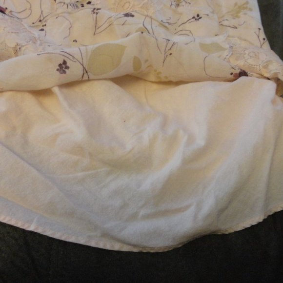 PINK FLORAL EXPRESS CAMI SLEEVELESS LACE SHIRT SIZE 8 - Picture 8 of 8